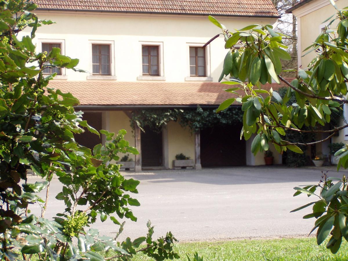 Landgasthof Kahrmühle Pressath Exterior foto